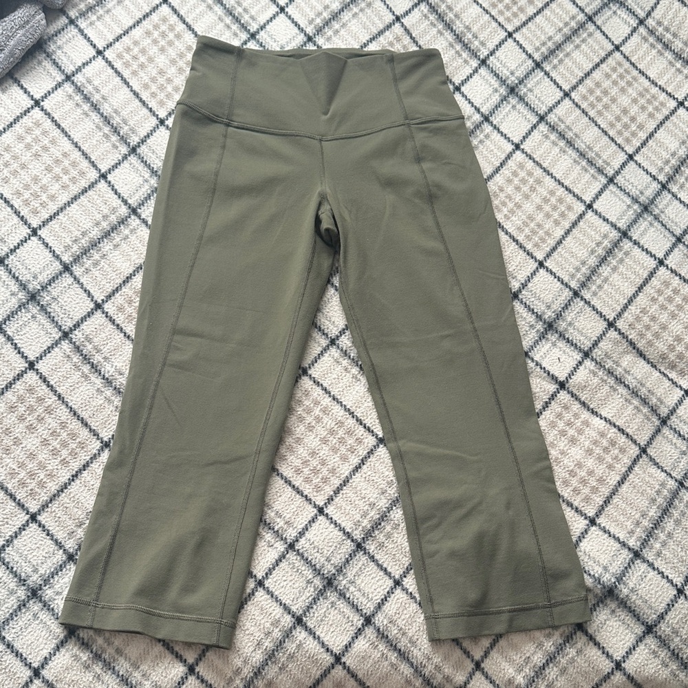 lululemon capri leggings